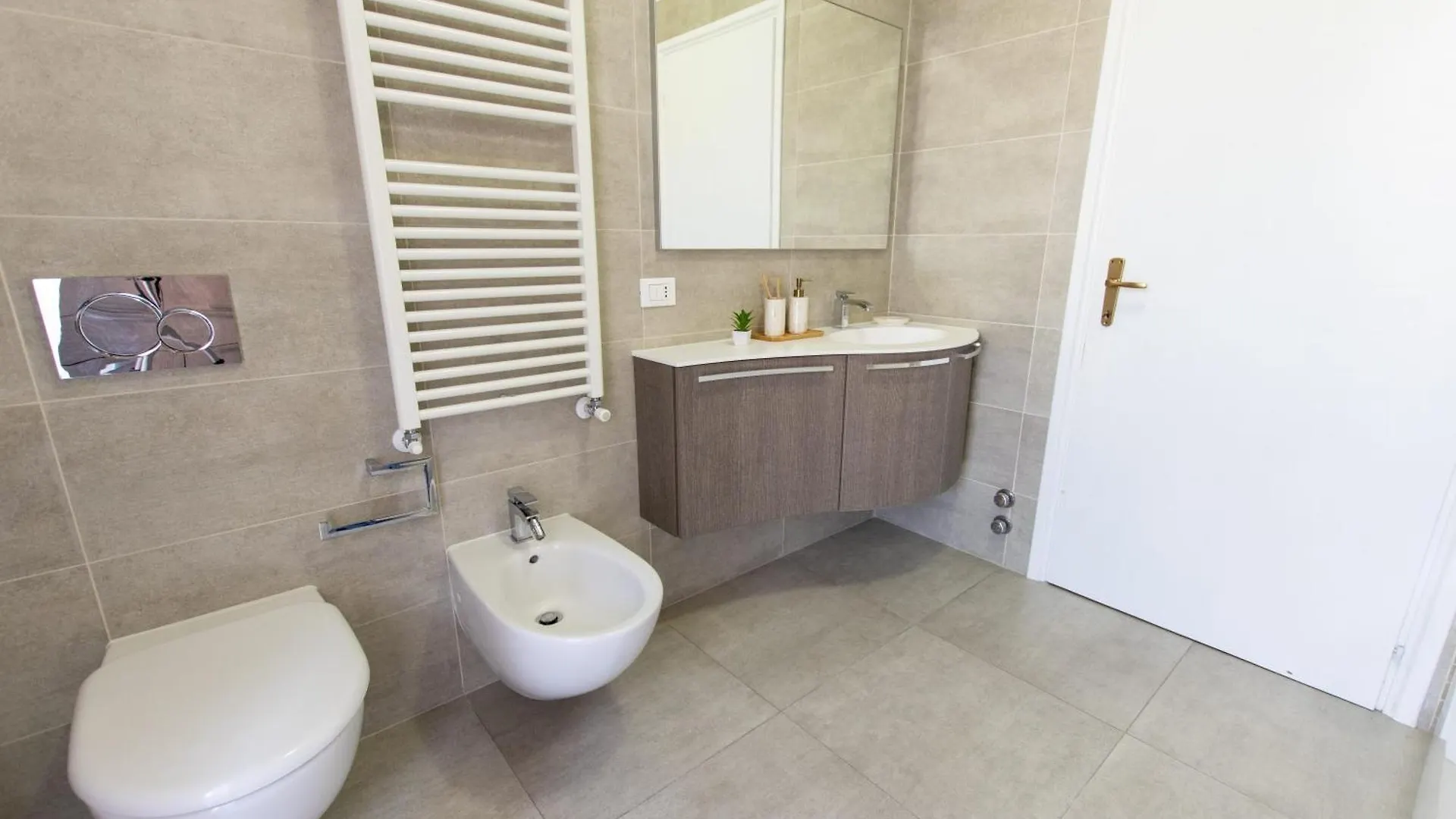 We Home - Larga32 House Bologna Apartment