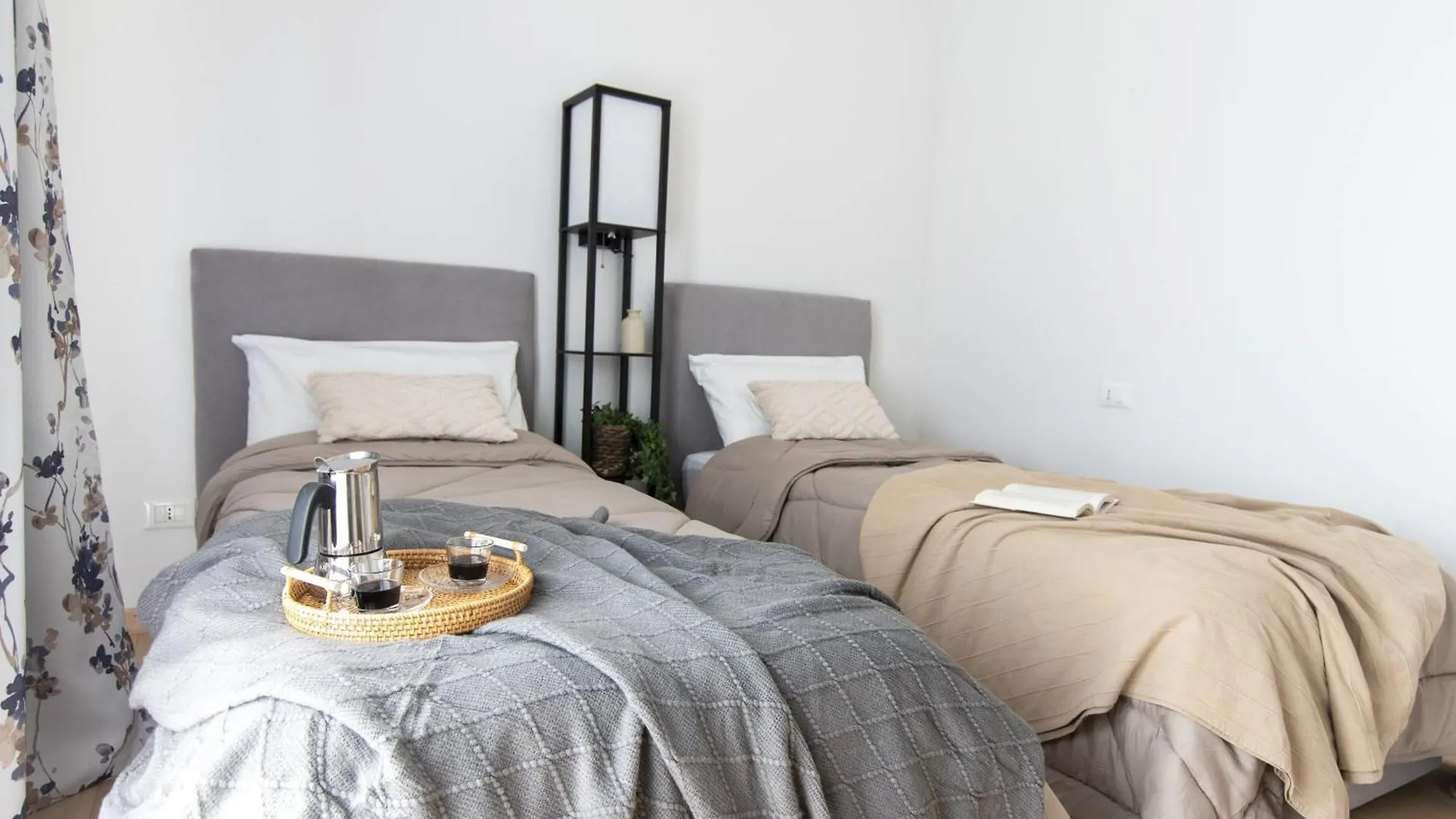 We Home - Larga32 House Bologna