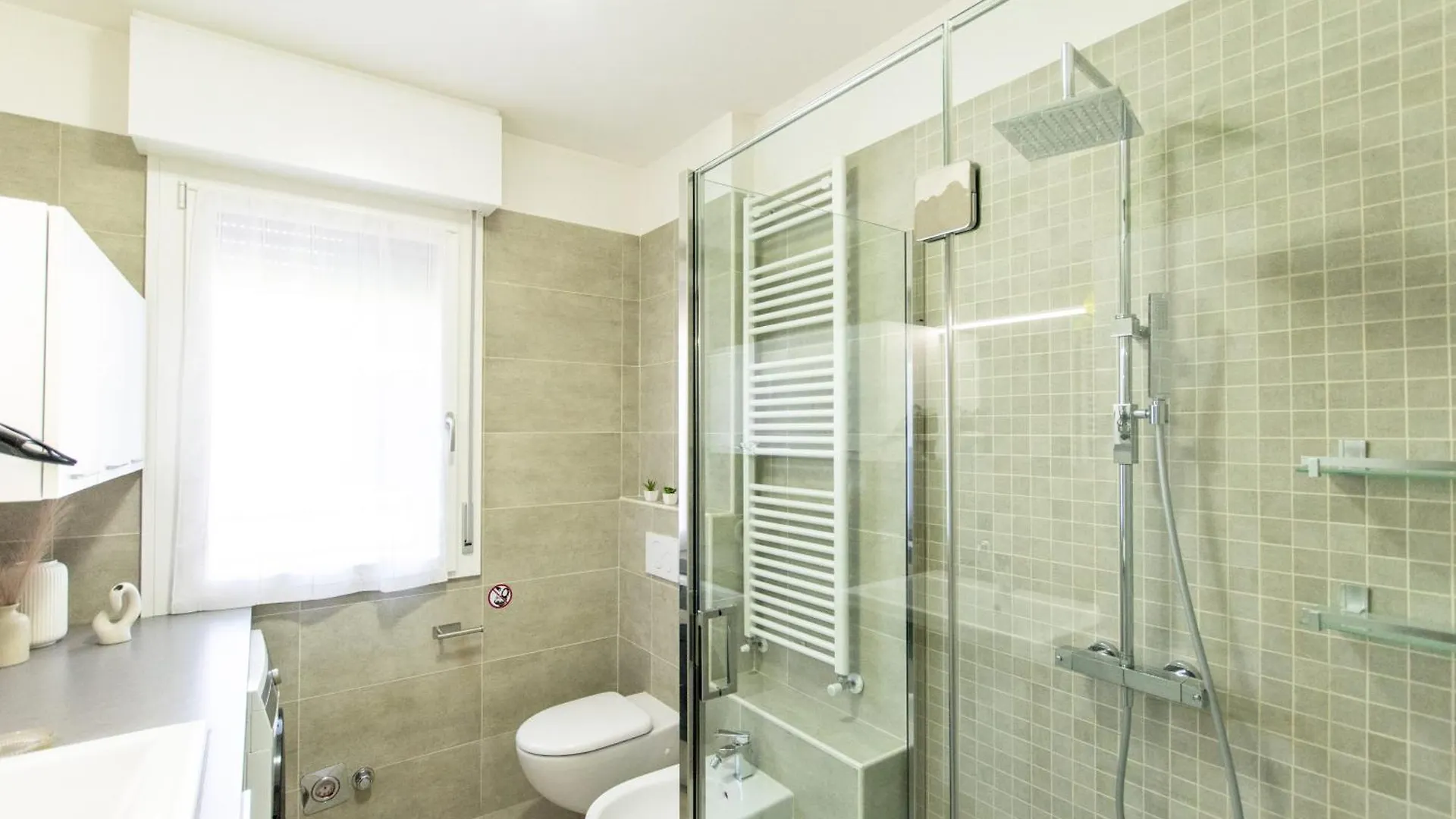 We Home - Larga32 House Bologna