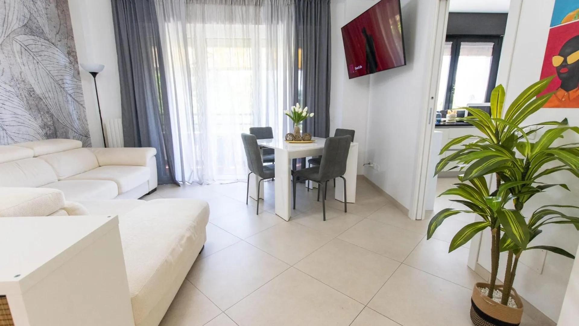 We Home - Larga32 House Bologna 0*,  Italy