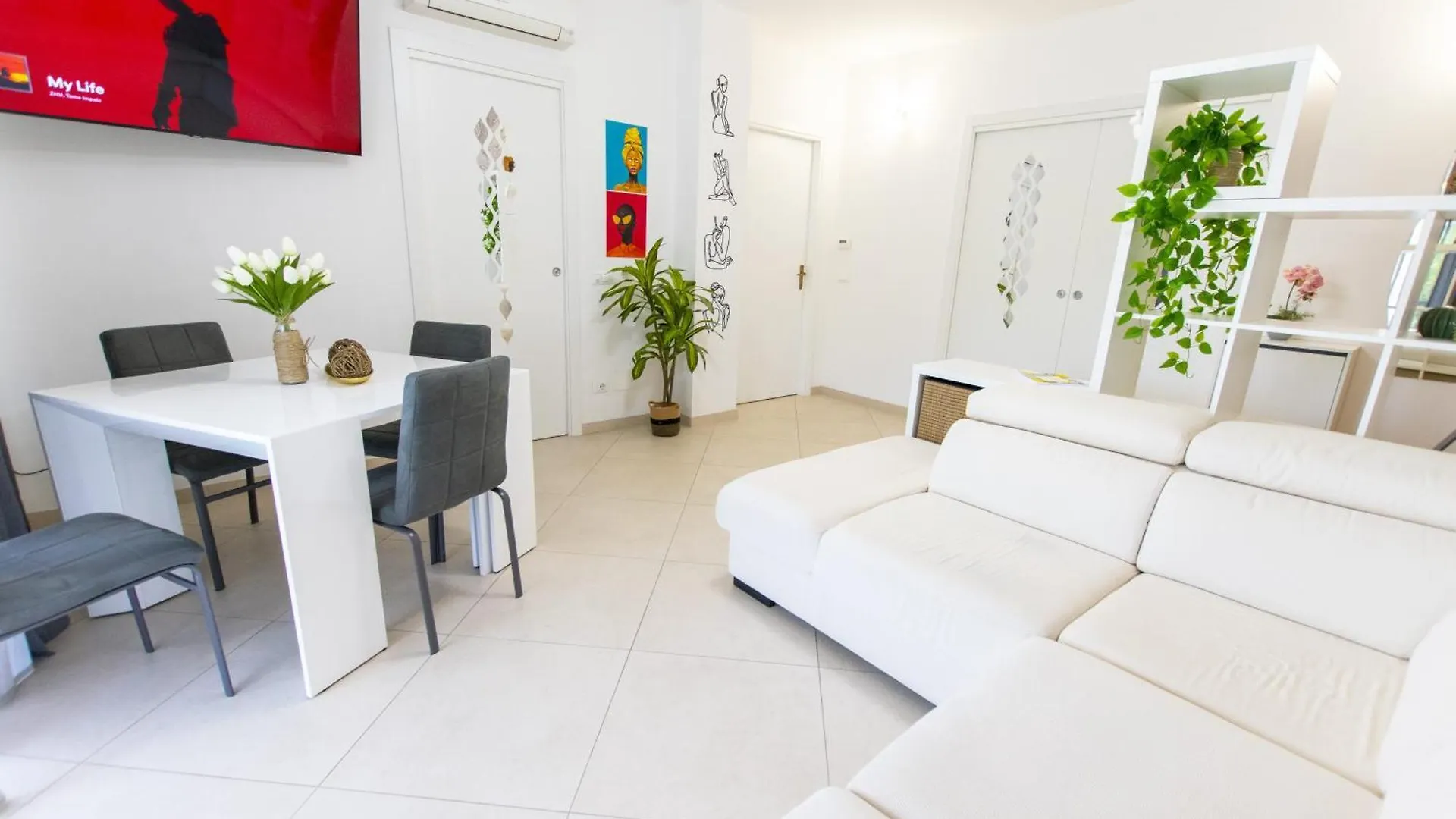 We Home - Larga32 House Bologna 0*,  Italy